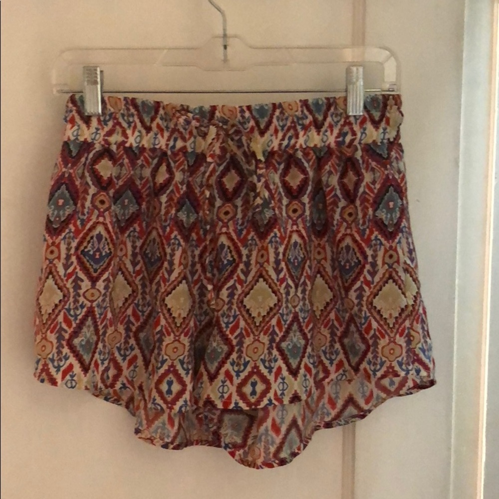 Patterned shorts